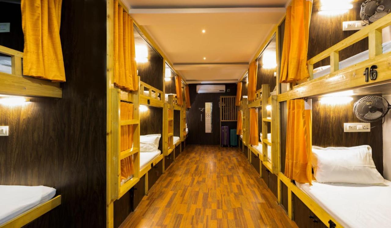 Sunrise Hostel Dormitory Mumbai Bagian luar foto